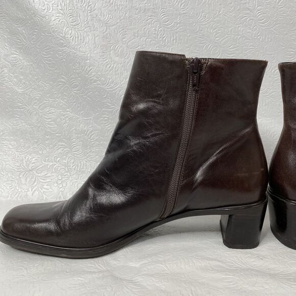 Easentials Etienne Aigner 11N Brown Ankle Boots - Picture 3 of 13